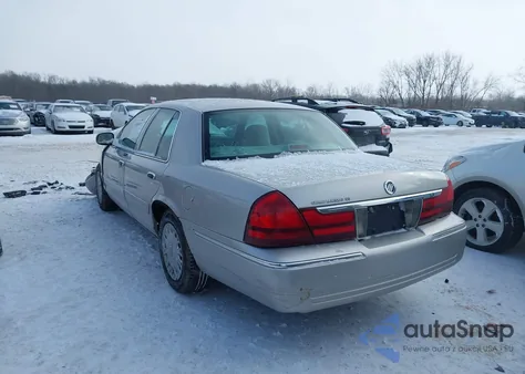 2003 Mercury Grand Marquis Gs z USA, uszkodzony, nr VIN 2MEFM74W83X694057